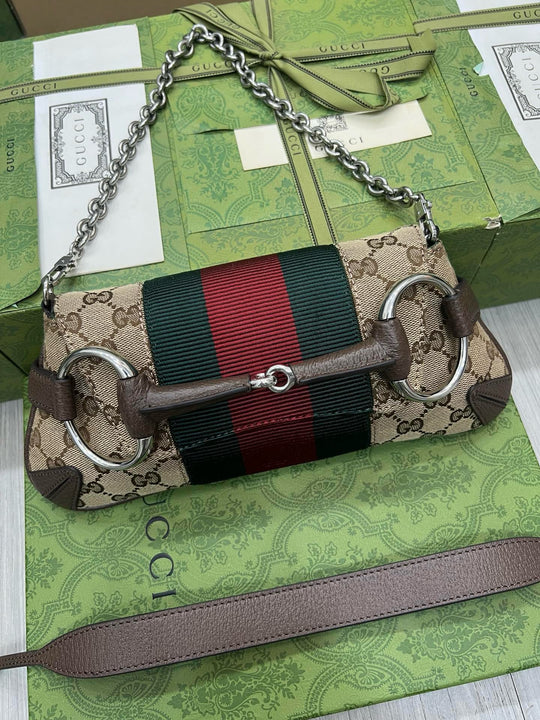 Horsebit Chain Medium Shoulder Bag