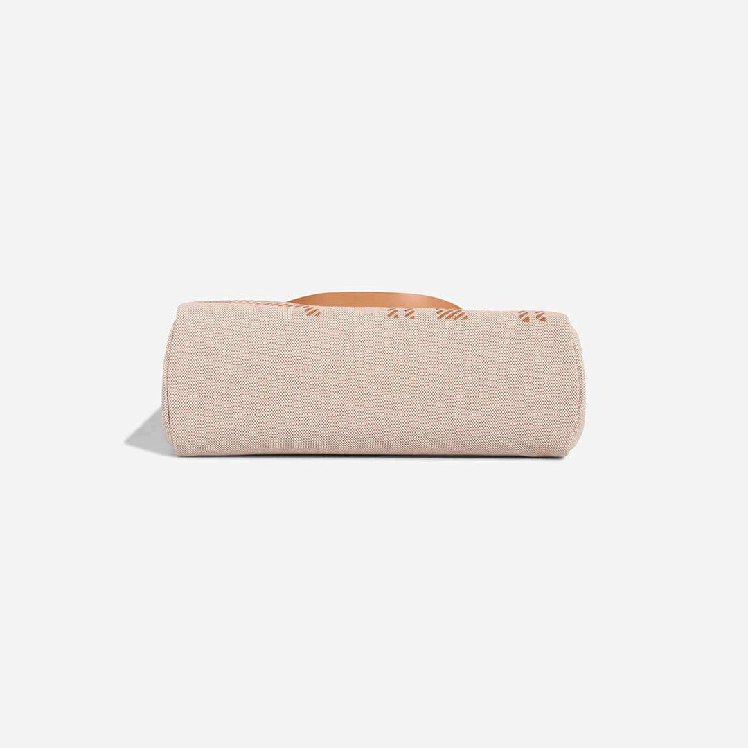 HERMÈS Herbag 31 Vache Hunter Sable Naturel luxury bag for women featuring durable canvas and calfskin leather in beige and brown.
