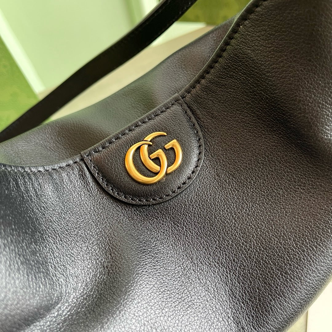 Diana small shoulder bag