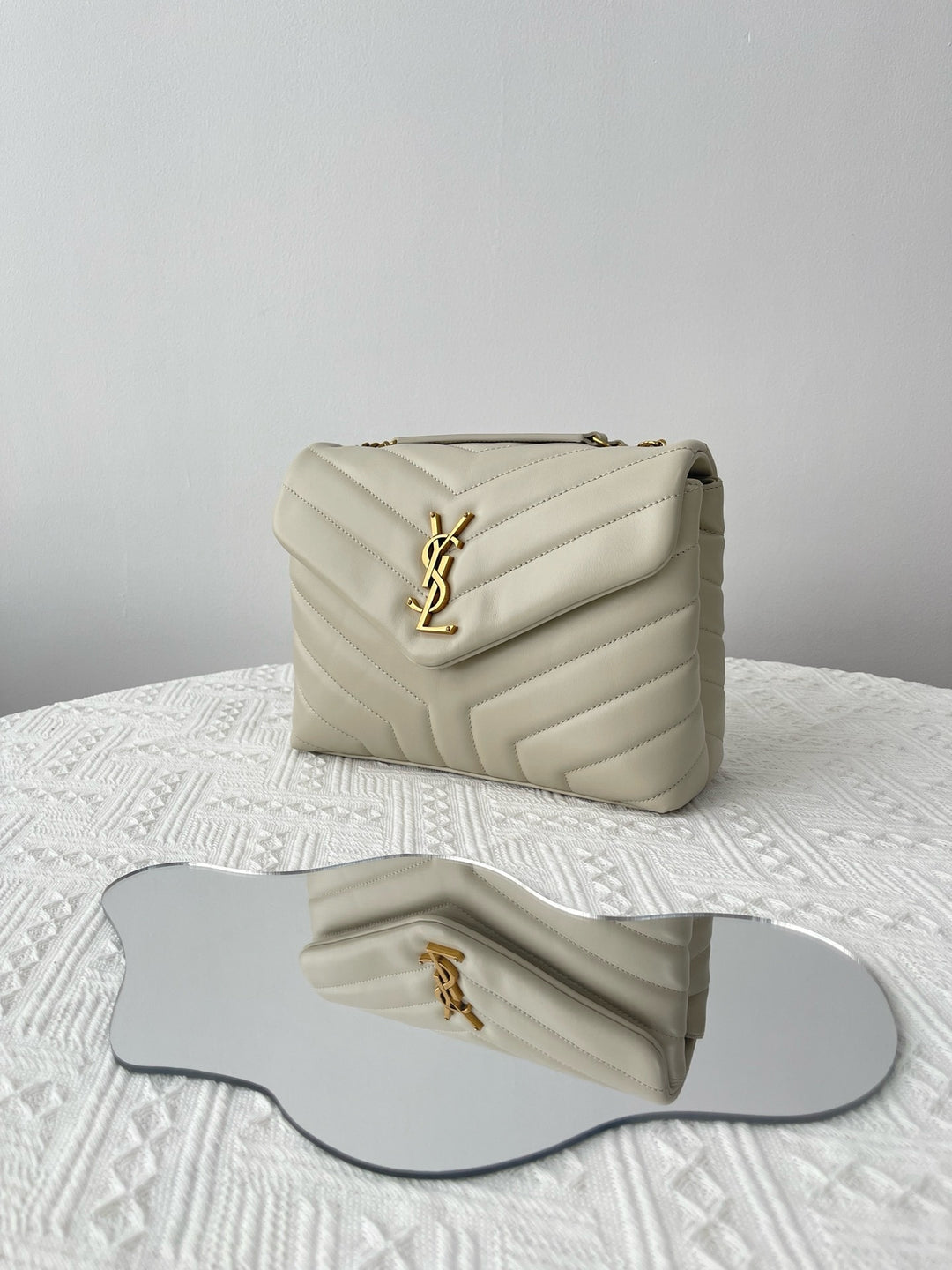 Saint laurent Loulou Shoulder Bag small white