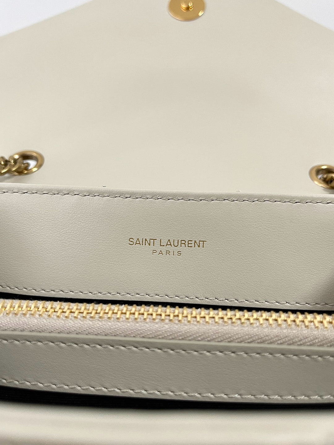 Saint laurent Loulou Shoulder Bag small white