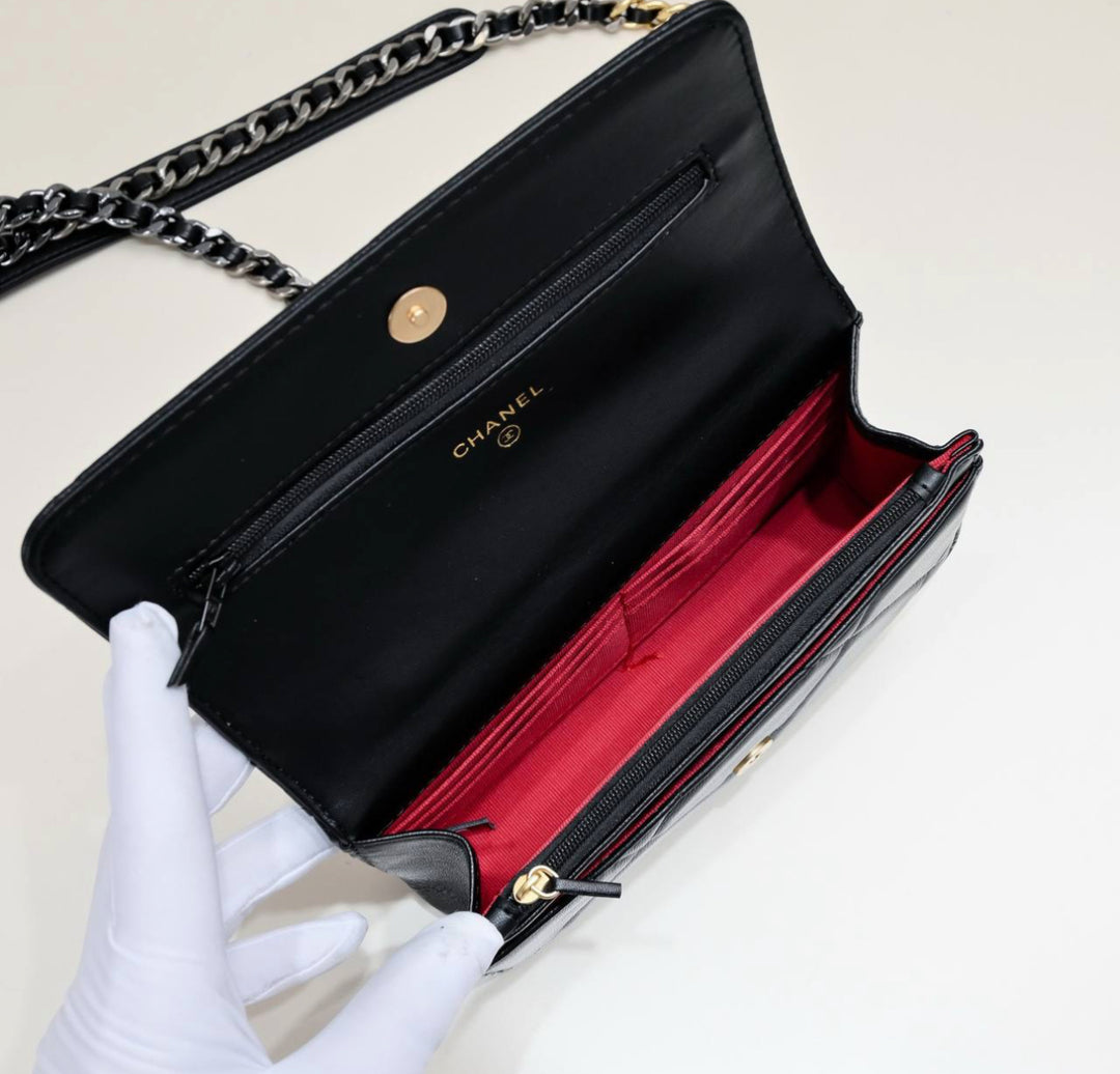 19 black Wallet On Chain (WOC) gold hardware