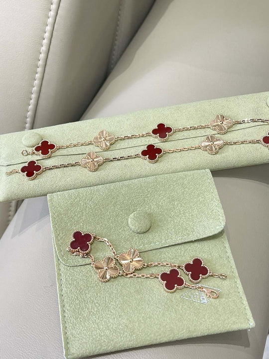 Vintage Alhambra Bracelet, 5 Motifs 18K Gold-Plated Finish red-gold
