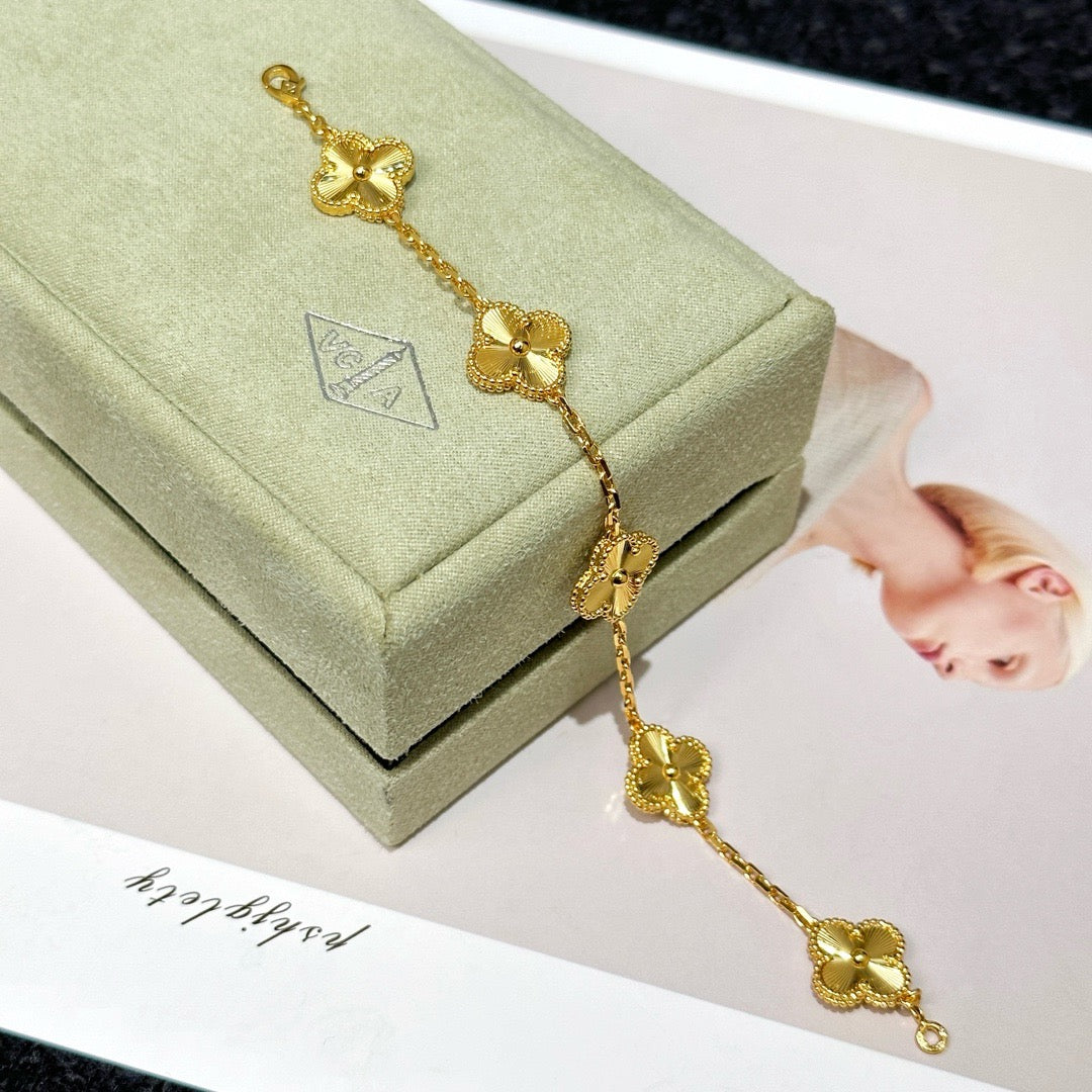 Vintage Alhambra Bracelet, 5 Motifs yellow 18K gold platted