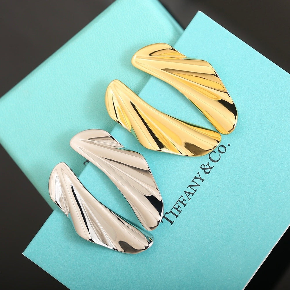 Tiffany earengs 18K gold platd
