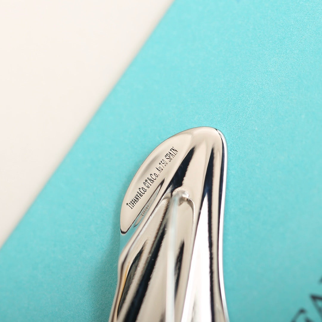 Tiffany earengs 18K gold platd